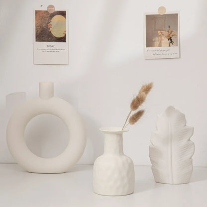 Creative White Minimalist Vase