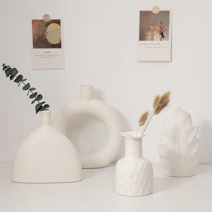 Creative White Minimalist Vase