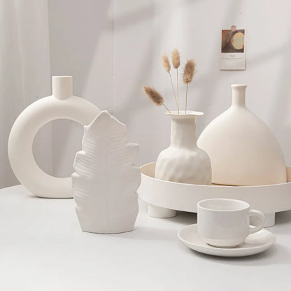 Creative White Minimalist Vase